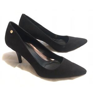 SOLD! Black Pumps